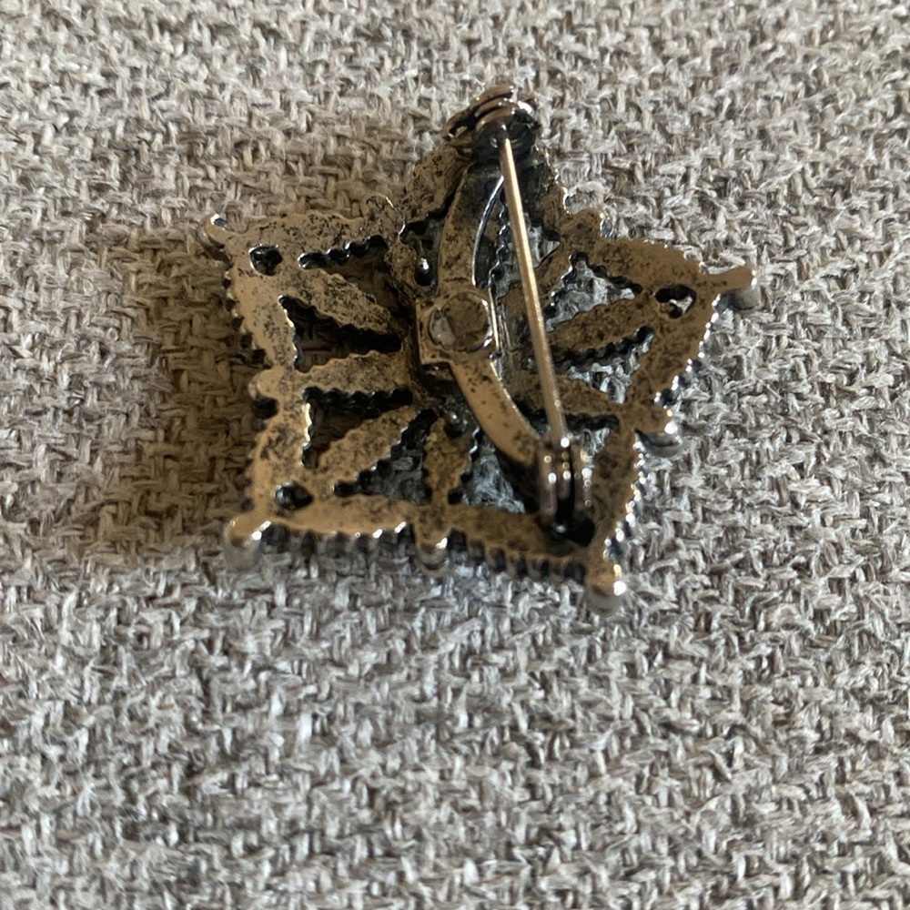 Turquoise and Silver Starburst Brooch - Picture 3 of 4